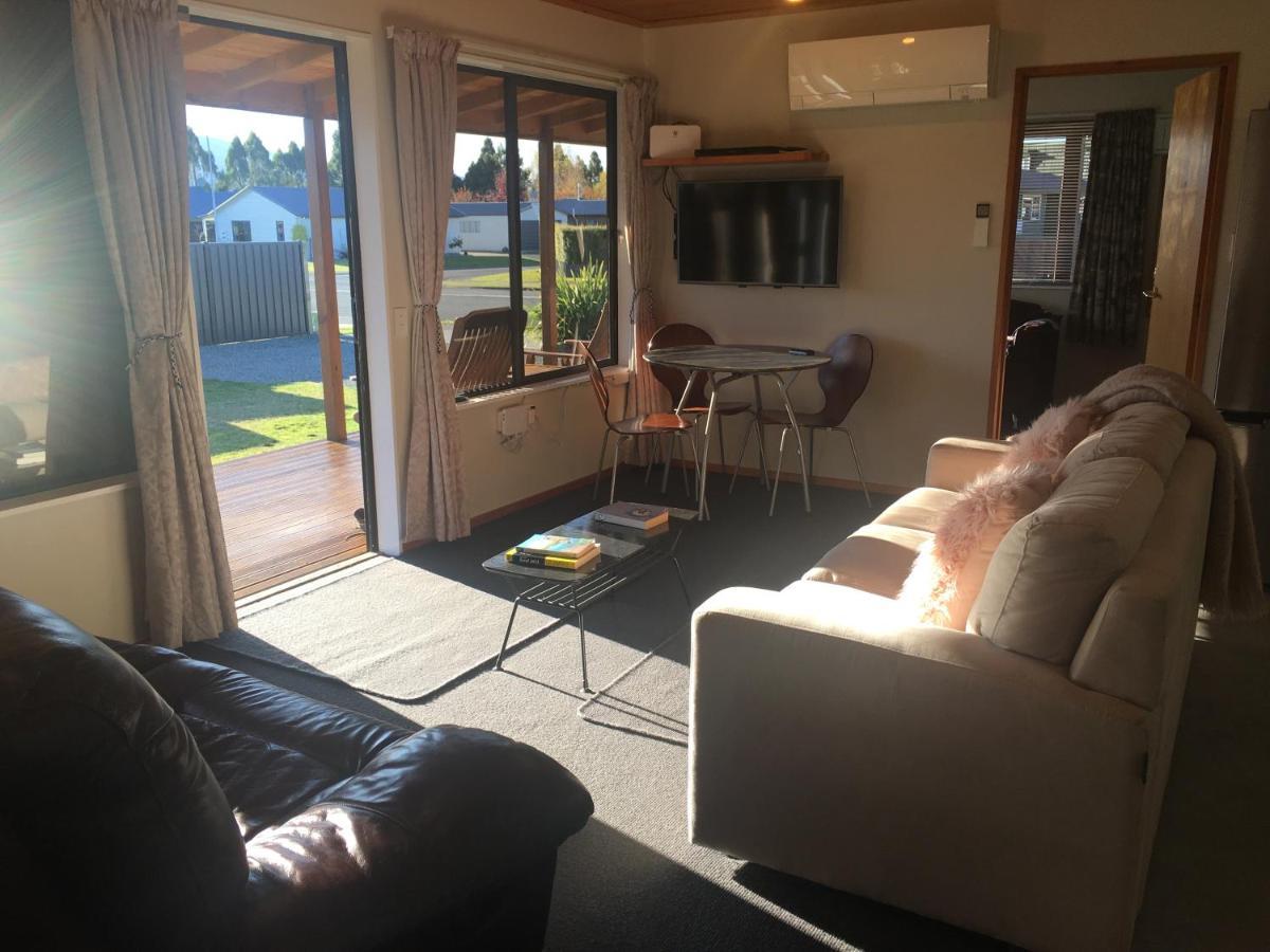 Te Anau Cottage On Govan Kültér fotó
